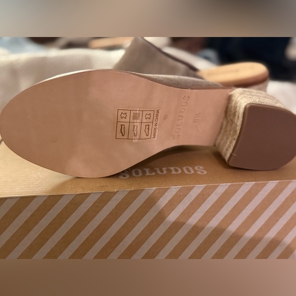 NWB Soludos 🏷️ 📦 Open-Toe Block Heel Mules - Size 8.5 - Picture 4 of 4